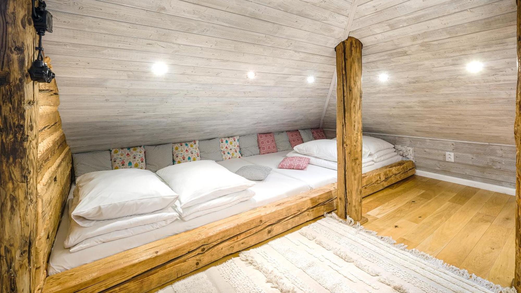 Apartman Nebe Dolni Lomna Exterior photo
